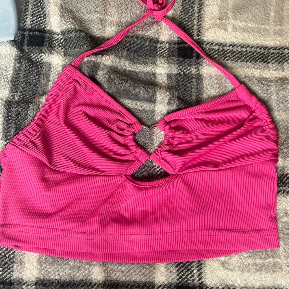 Heart ring crop top